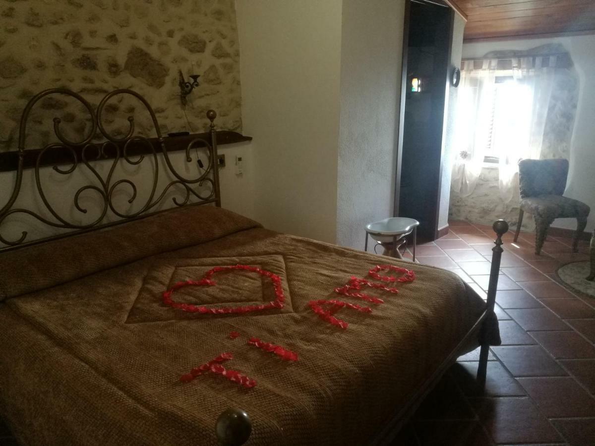 נורמה La Rupe Bed And Breakfast מראה חיצוני תמונה