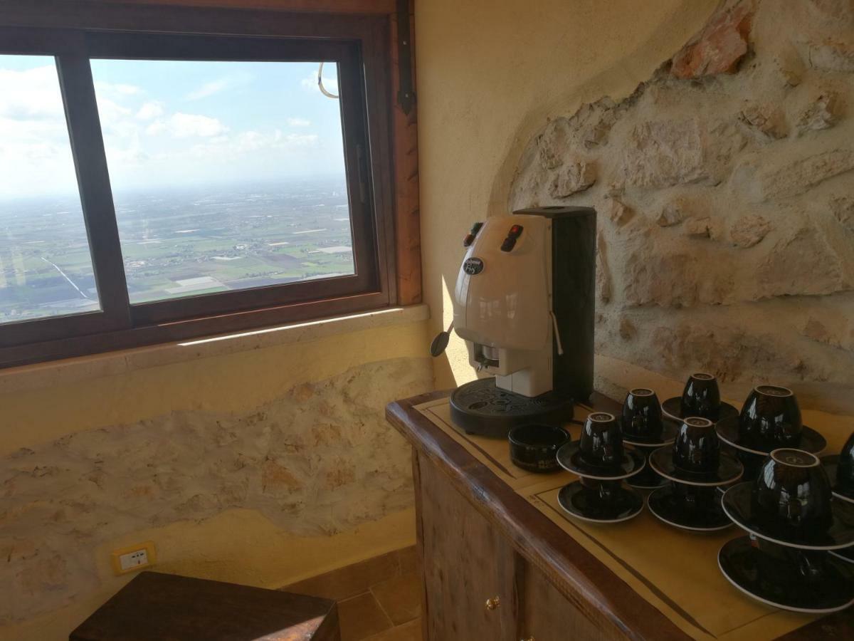 נורמה La Rupe Bed And Breakfast מראה חיצוני תמונה